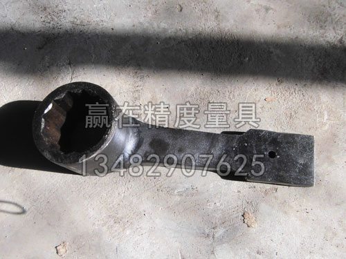 敲擊凸型扳手