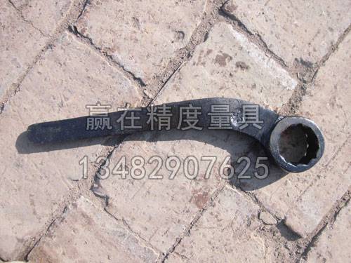 彎丙梅扳手