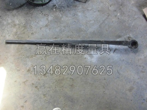 加長(zhǎng)梅花扳手